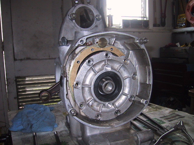 Rear main store bearing